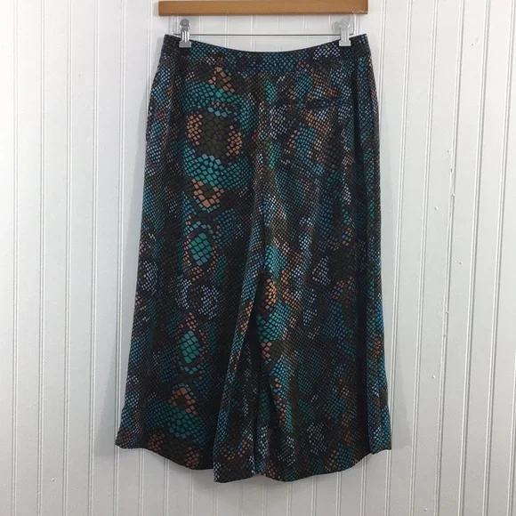Anthropologie Essential Cullote‎ Cropped Pants Blue Green Womens 8 Snakeskin - Picture 3 of 10